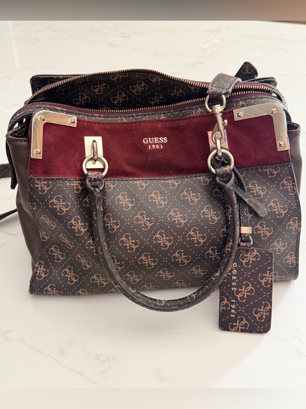 Vintage GUESS Brown and Burgundy logo shoulder Bag with gold metal trim
